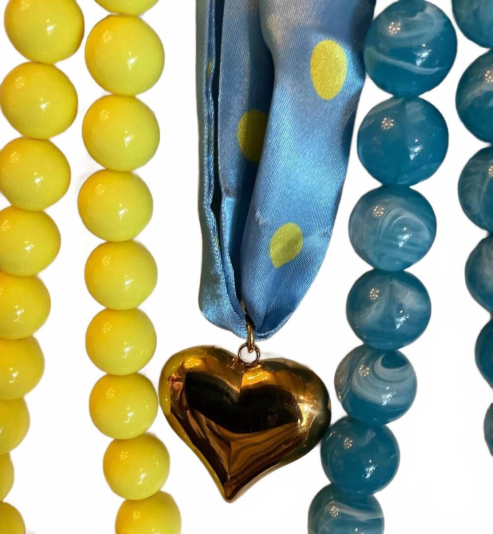 NEW HART DESIGNS women's heart charm scarf in blue
